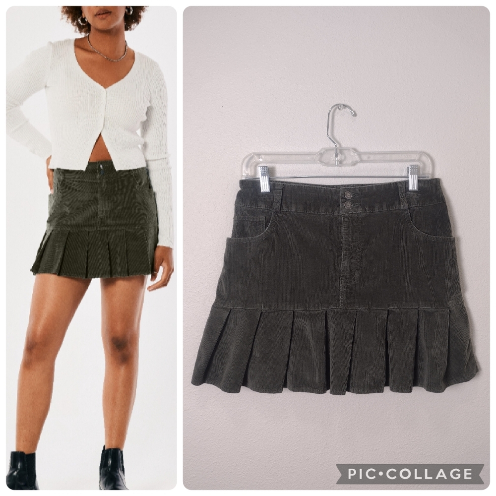 Hollister Olive Green Corduroy High-Rise Drop Waist Pleated Mini Skirt Size M